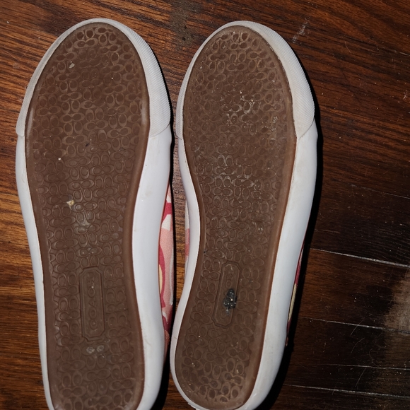 Peach,YellowCoach Signature C Shoes - Picture 12 of 12